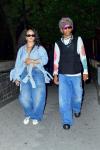 Voir Rihanna et A $ AP Rocky dans un jean baggy assorti pour un rendez-vous galant