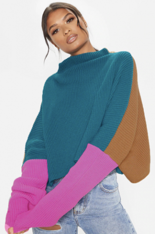 Różowy sweter oversize w kolorowe bloki