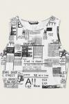 チャーリー・ダミリオが新聞用紙のクロップトップとレザースカートでパンクをしました