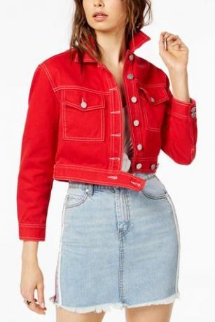 Укороченная красная джинсовая куртка
