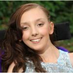 Epska tinejdžerka bori se protiv pljačkaša iz svojih invalidskih kolica