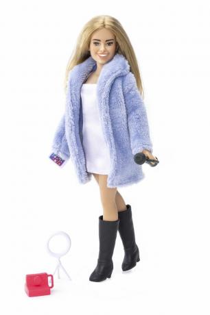 Addison Rae Deluxe Music Fashion Doll