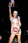 Miley Cyrus koncert szelfi videó