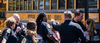 Як допомогти після стрілянини в школі Нешвілла