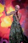 Miley Cyrus Pasaulio muzikos apdovanojimų suknelė