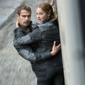 foto di azione divergente