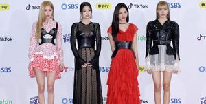 blackpink arrive sur le tapis rouge sbs gayo daejeon 2018
