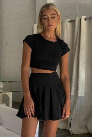 The Classic Cropped Tee Black