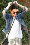 Kendall Jenner džinsinė striukė