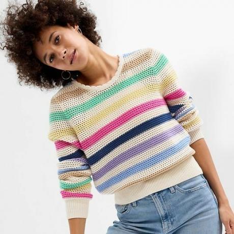 Pull à col rond en crochet