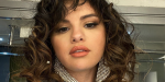 Selena Gomez viselte a legkényelmesebb társas távolságtartó ruhát